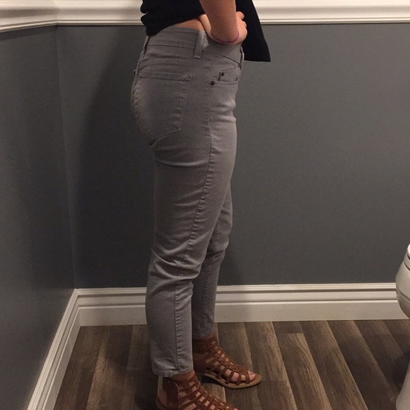 Not Your Daughters Jeans. MAKE ME AN OFFER 😊 - Picture 3 of 6